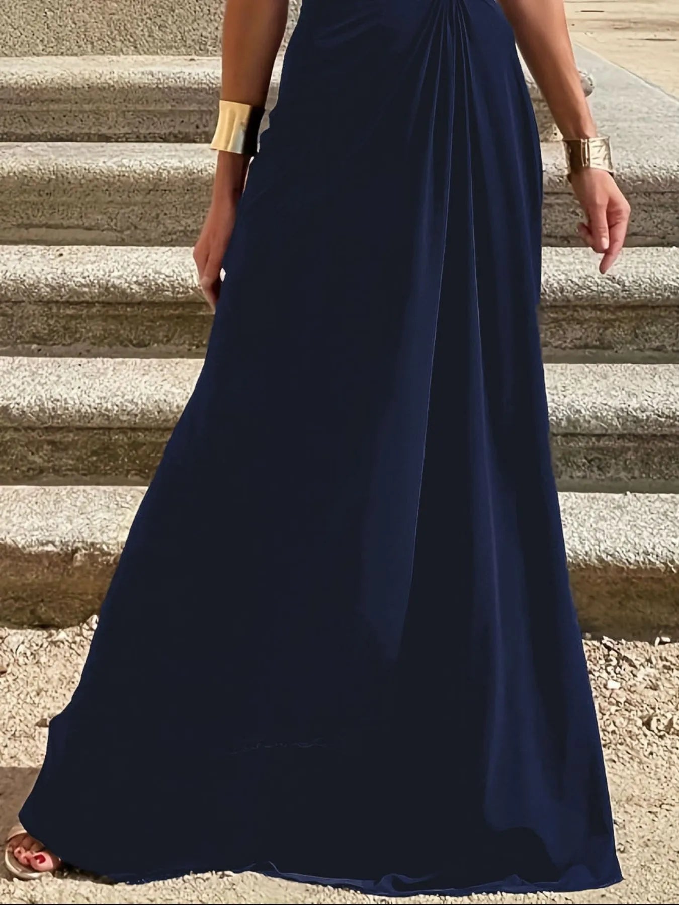 Round Neck Sleeveless Maxi Dress