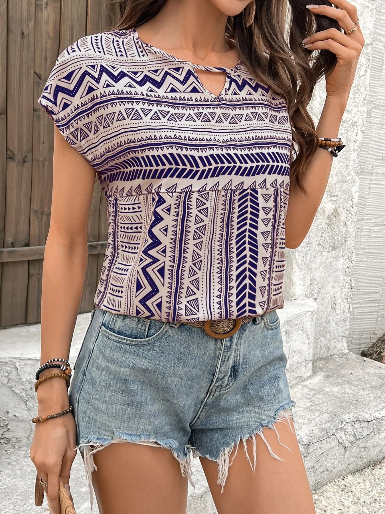 Geometric Print Short Sleeve Blouse
