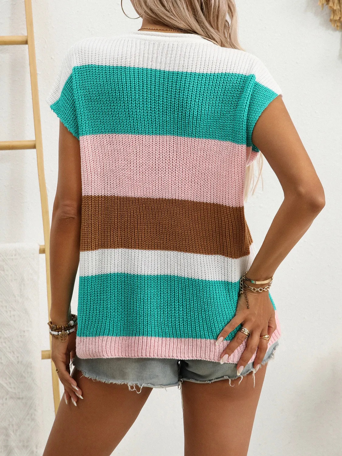 Color Block Notched Short Sleeve Knit Top
