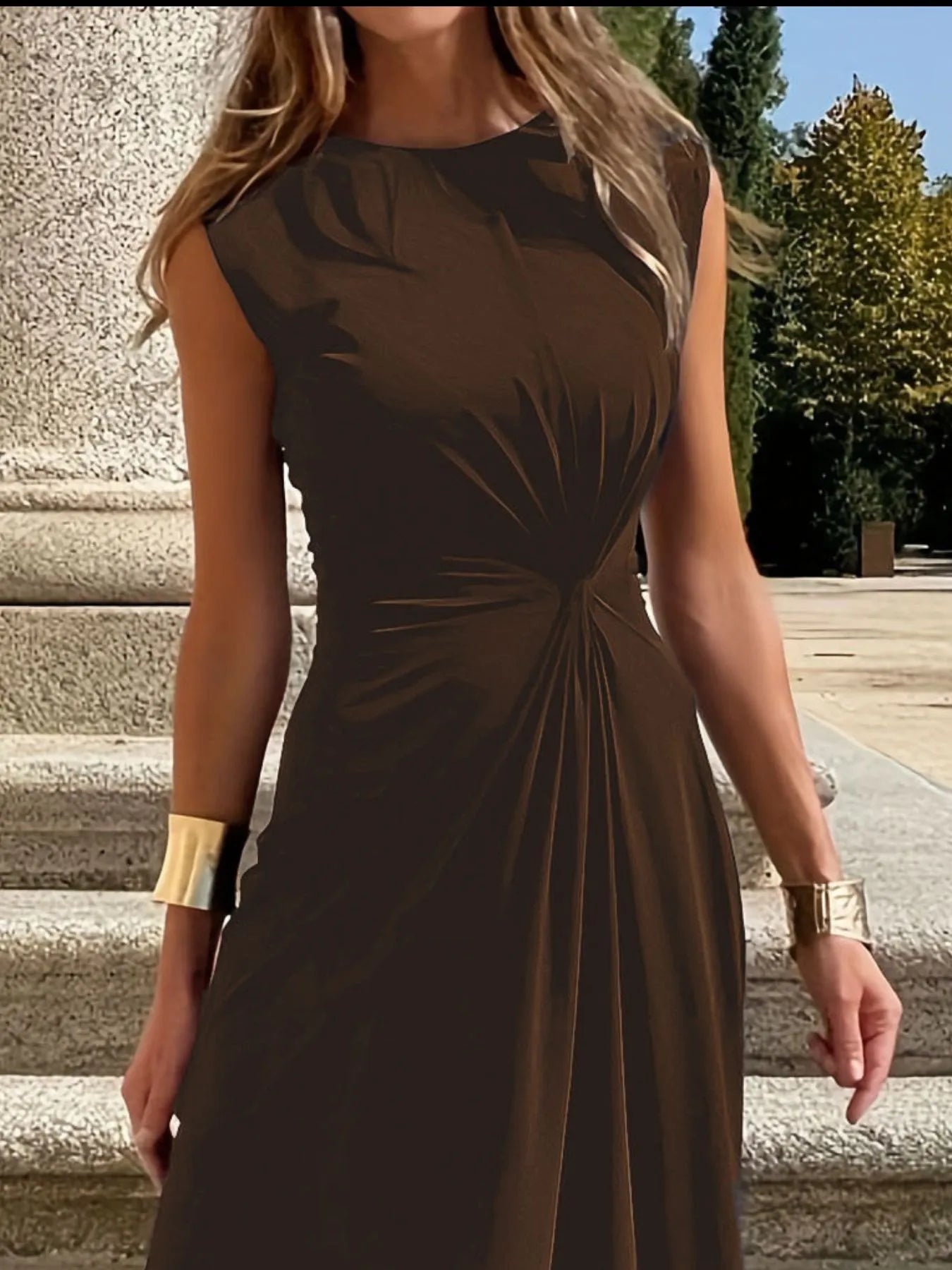 Round Neck Sleeveless Maxi Dress