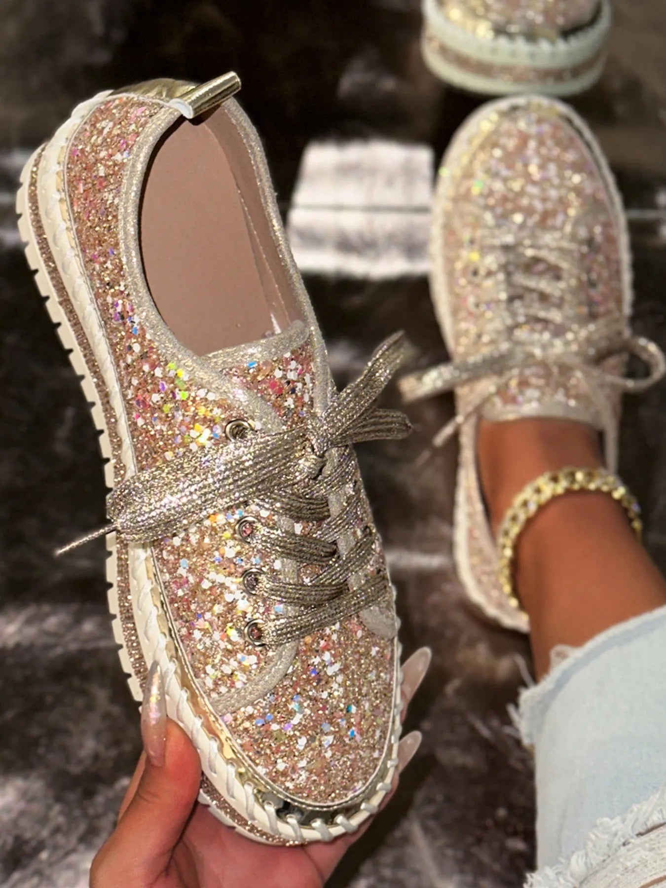 Lace Up Round Toe Platform Sneakers