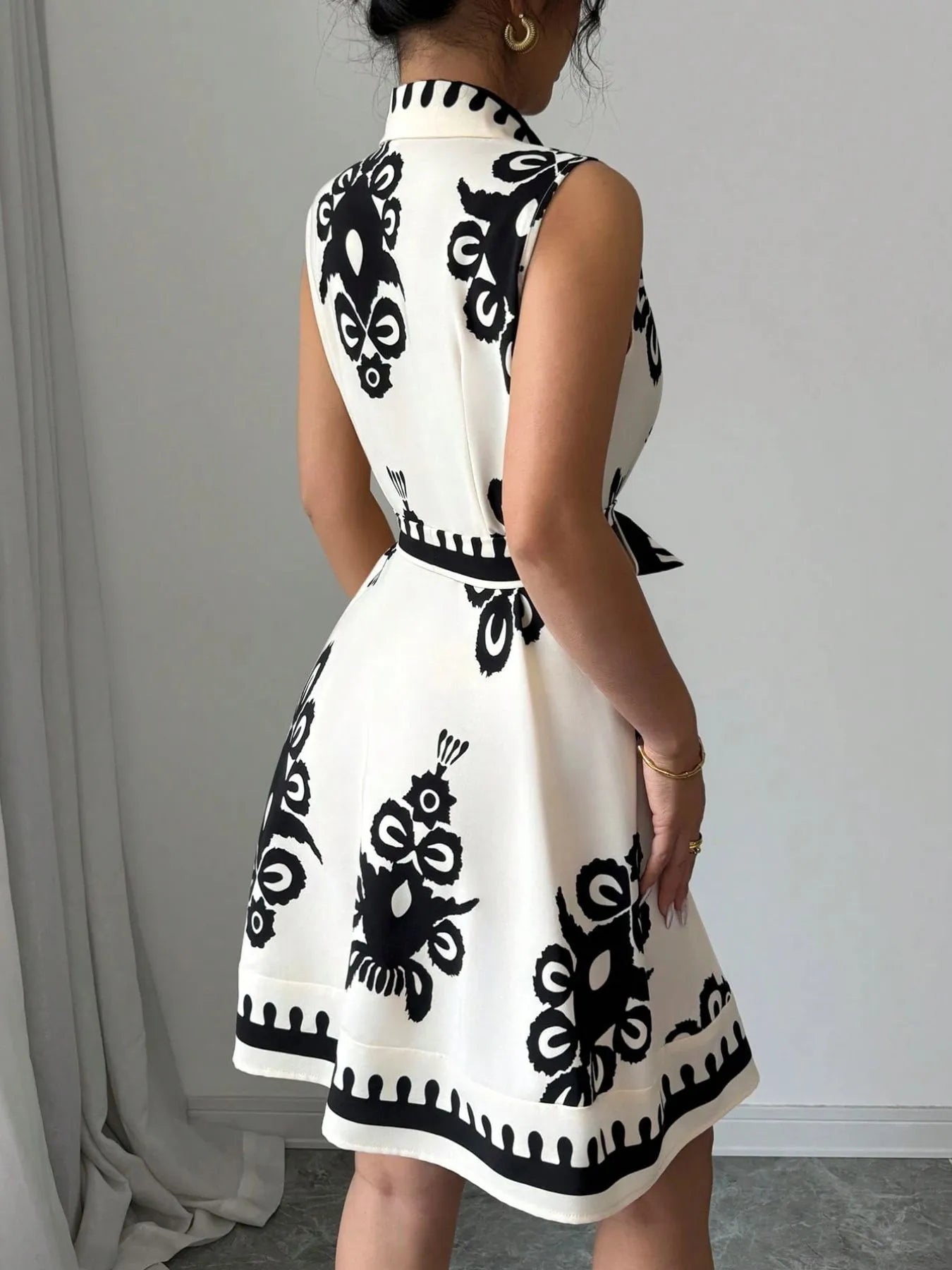 Printed Sleeveless Tie Waist Mini Dress