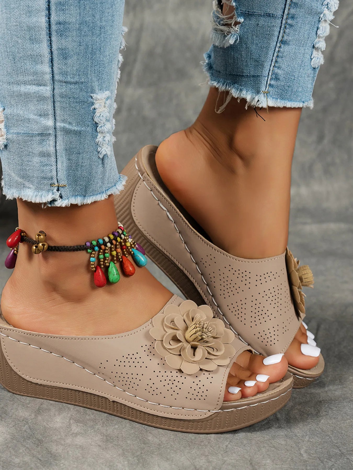 Flower Peep Toe Wedge Sandals Apricot