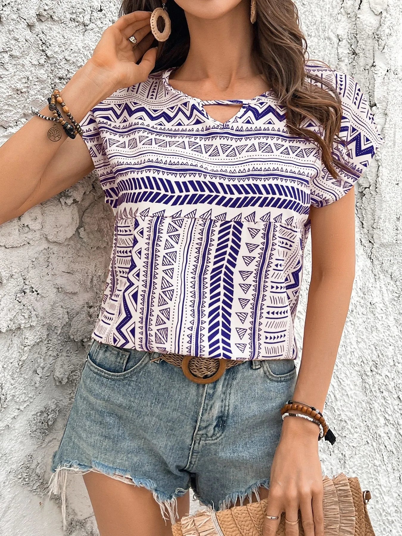 Geometric Print Short Sleeve Blouse
