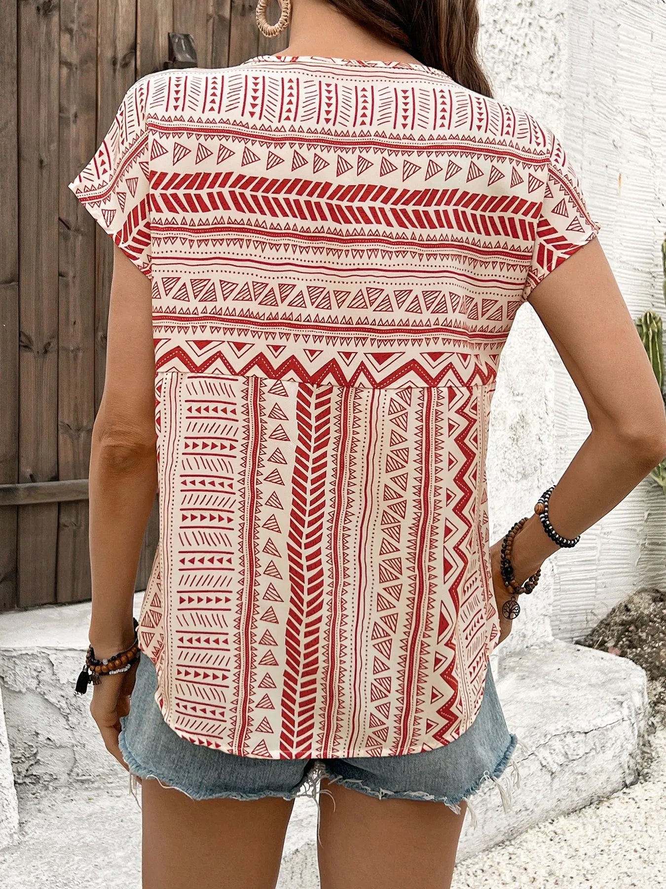 Geometric Print Short Sleeve Blouse