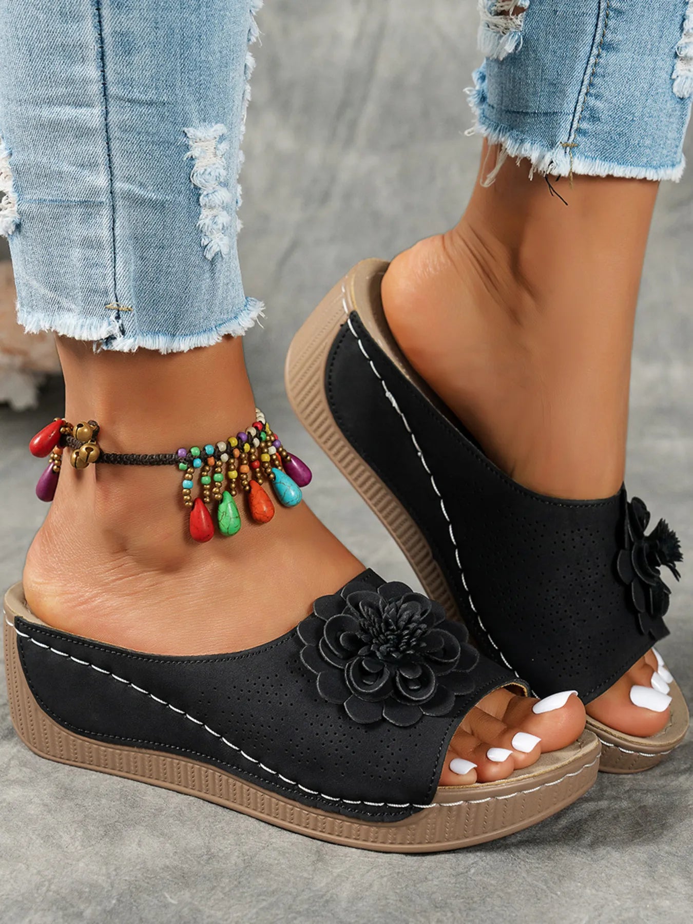 Flower Peep Toe Wedge Sandals Black