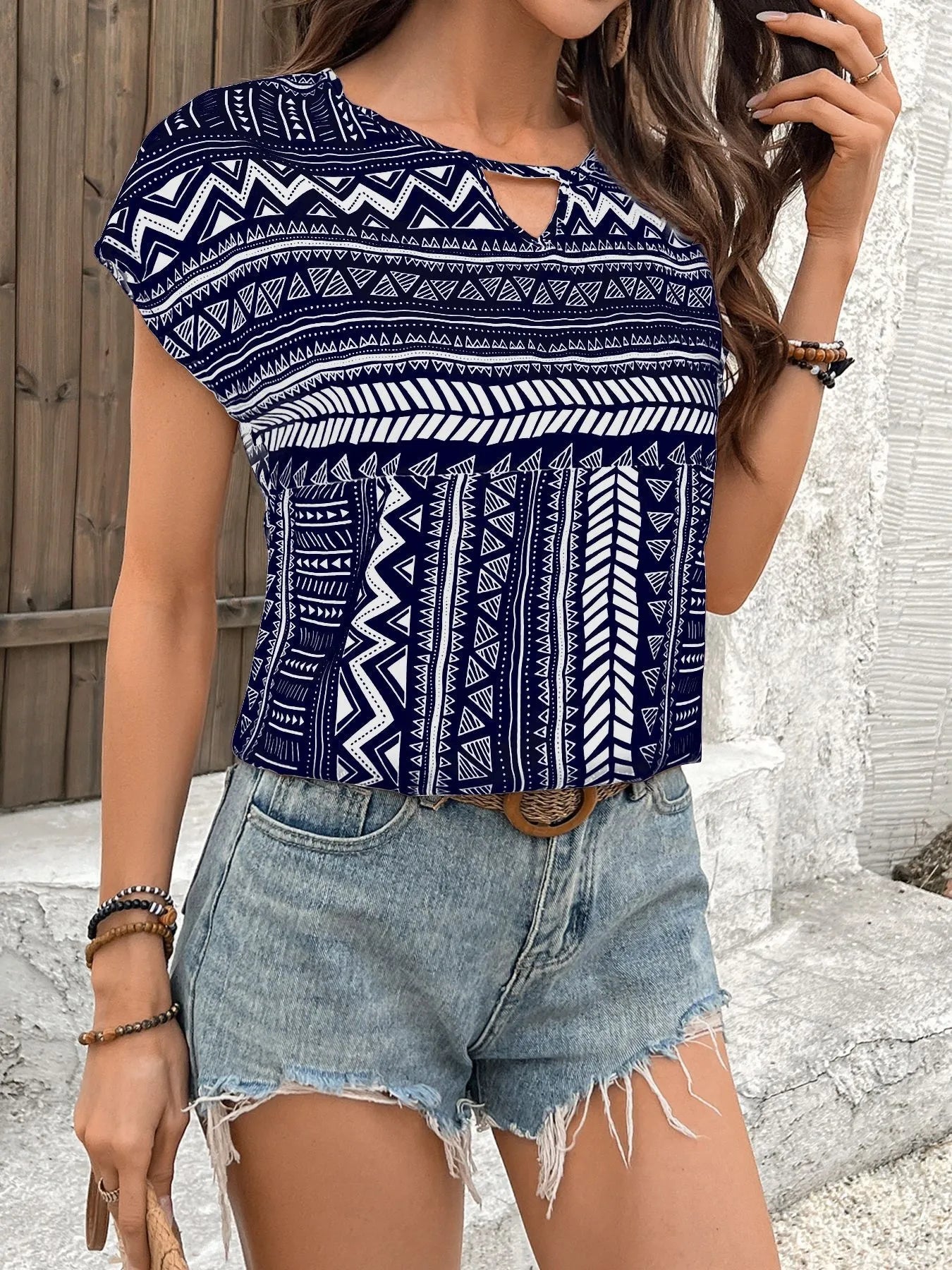 Geometric Print Short Sleeve Blouse