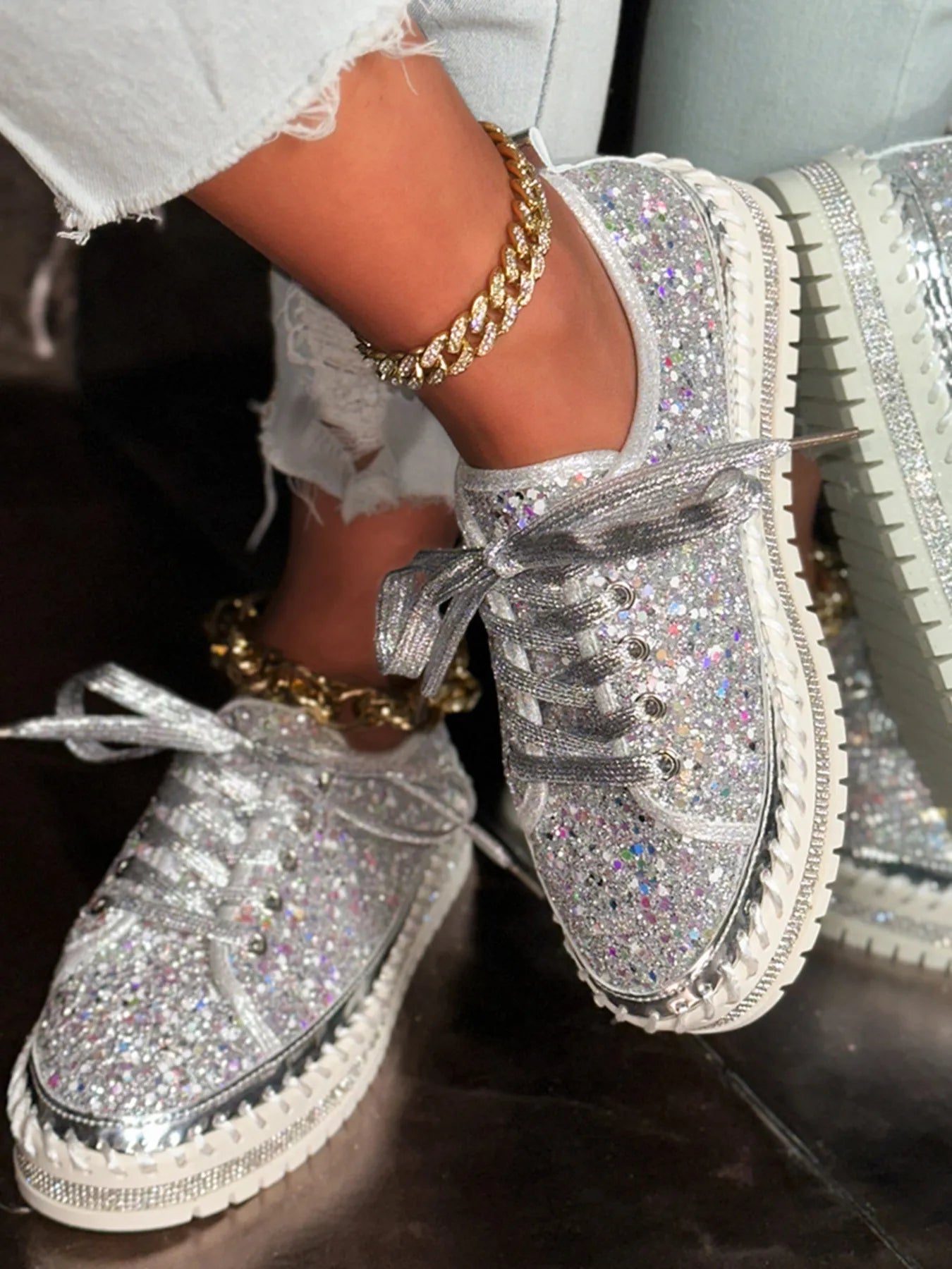 Lace Up Round Toe Platform Sneakers