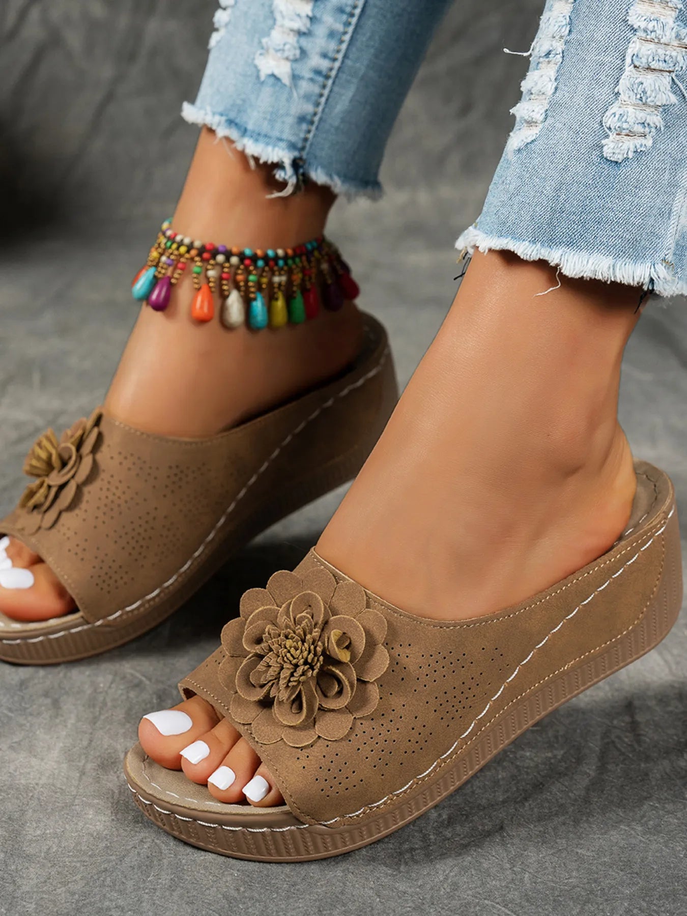 Flower Peep Toe Wedge Sandals Khaki